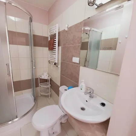 Guest house Kaja 200 Metrow Od Morza 3*