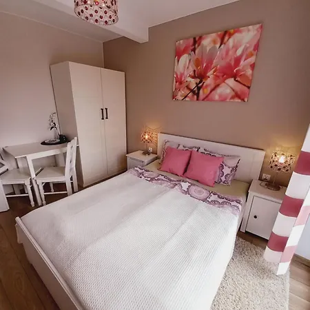 Kaja 200 Metrow Od Morza Guest house 3*